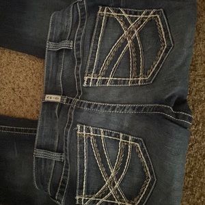 Ariat jeans 31 s mid rise